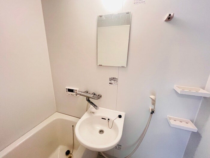 物件内観写真12　(洗面)