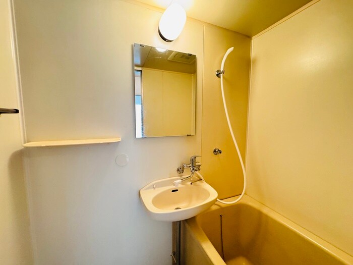 物件内観写真12　(洗面)