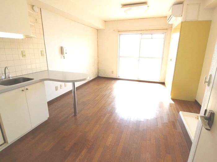 物件内観写真9　(居室)