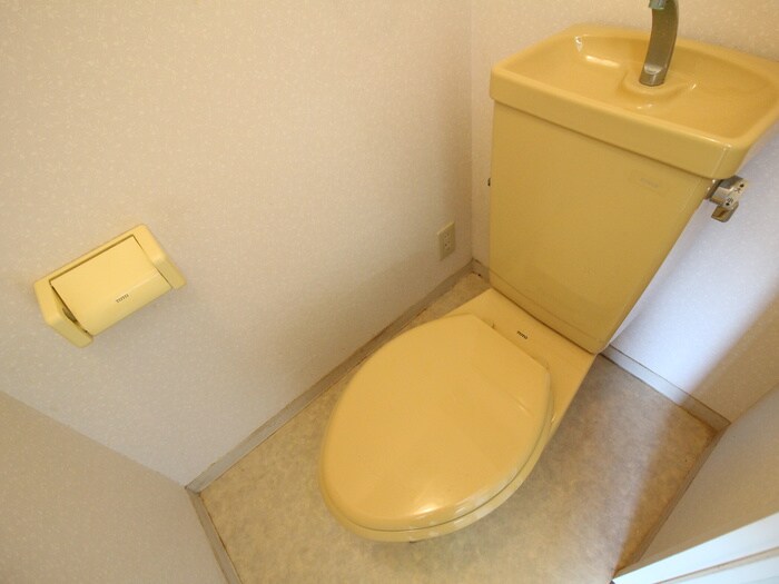 物件内観写真14　(トイレ)