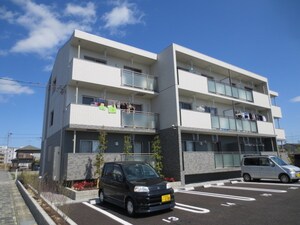 ハ－トフルセレ－ネ外観写真