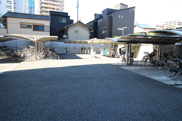物件外観写真5　(駐輪場)