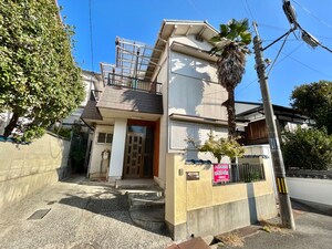 箕面２丁目貸家外観写真