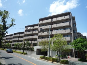 ﾛｲﾔﾙｺｰﾄ千里古江台（405）外観写真