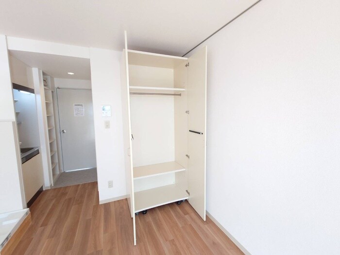 物件内観写真10　(収納)