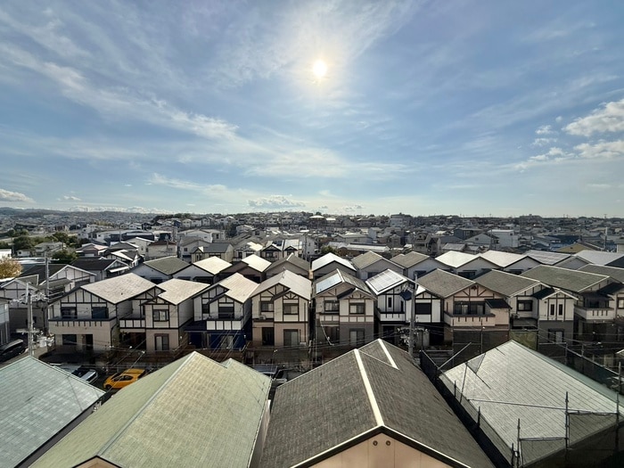 物件内観写真22　(室内からの展望)