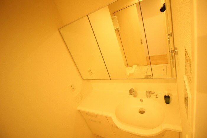 物件内観写真10　(洗面)