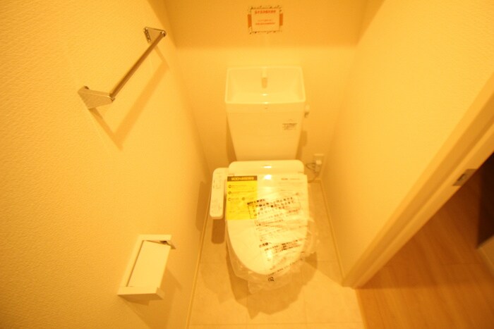 物件内観写真13　(トイレ)