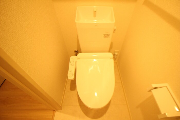 物件内観写真13　(トイレ)