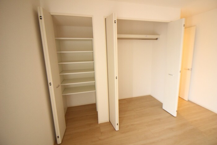 物件内観写真21　(収納)