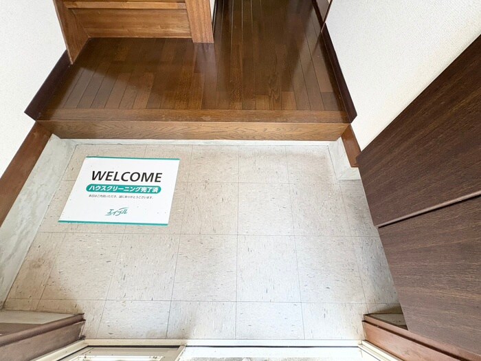 物件内観写真15　(玄関)