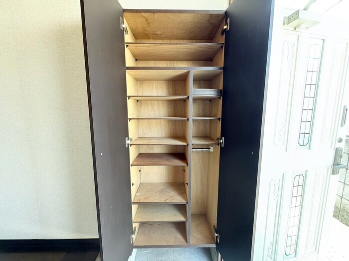 物件内観写真16　(靴箱)