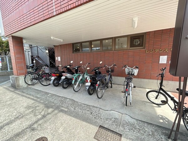 駐輪場