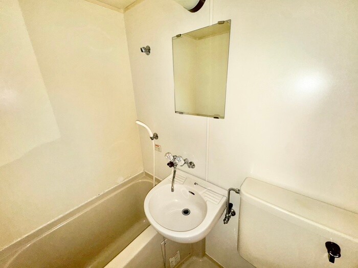 物件内観写真11　(洗面)