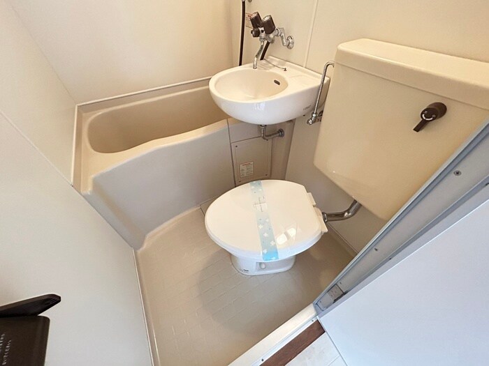 物件内観写真11　(トイレ)