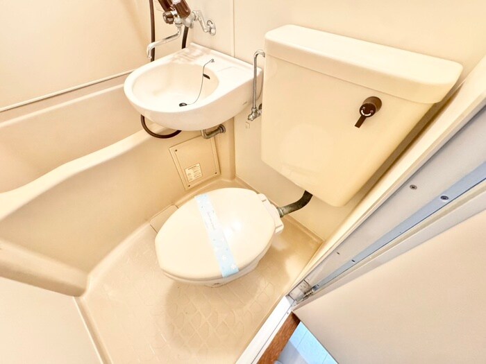 物件内観写真12　(トイレ)