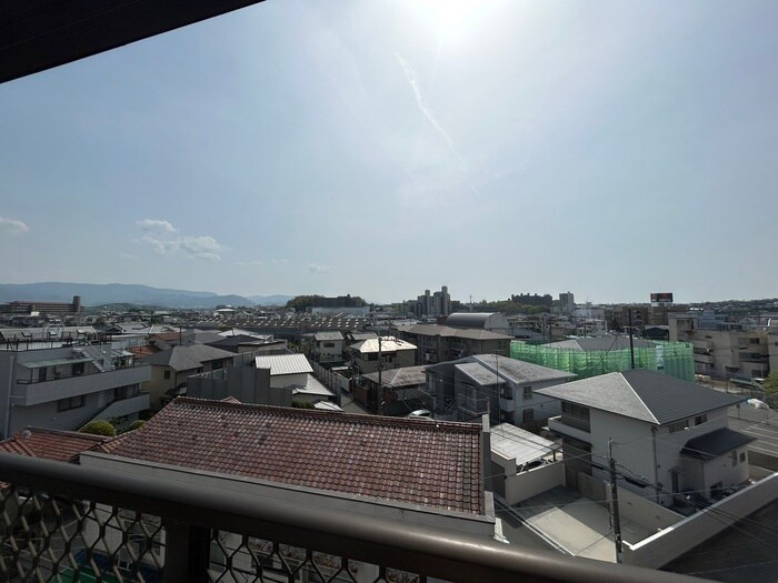 物件内観写真14　(室内からの展望)