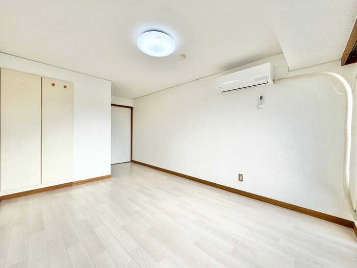 物件内観写真14　(居室)