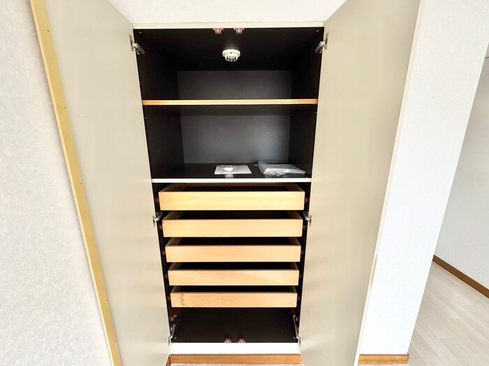 物件内観写真16　(収納)