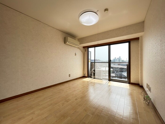 物件内観写真19　(居室)