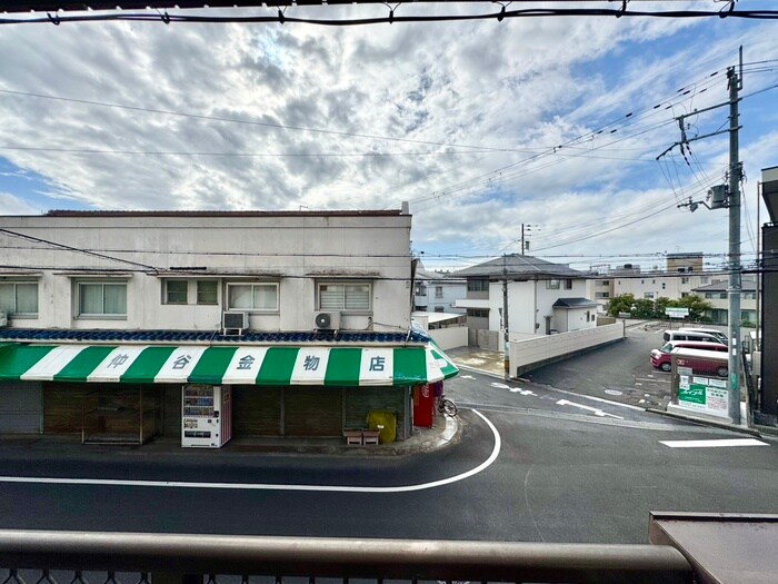 物件内観写真22　(室内からの展望)