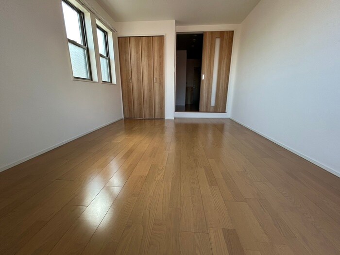 物件内観写真8　(居室)