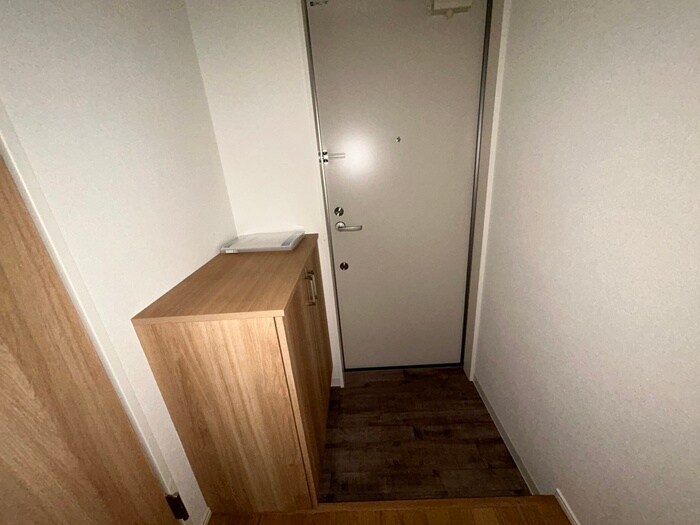 物件内観写真17　(玄関)