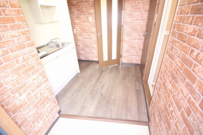 物件内観写真17　(廊下)