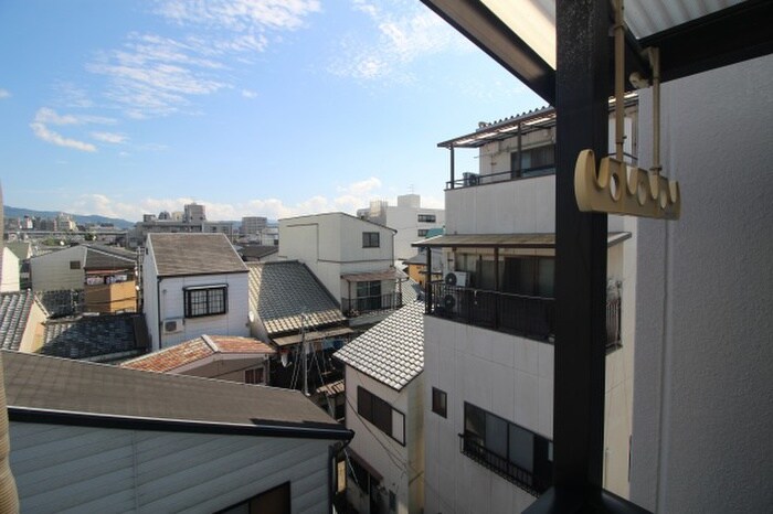 物件内観写真20　(室内からの展望)