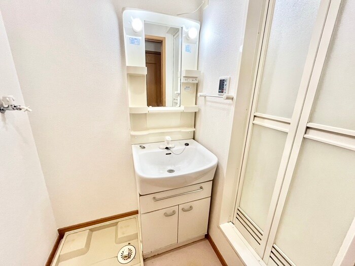 物件内観写真10　(洗面)