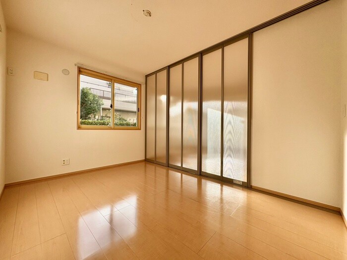 物件内観写真17　(居室)