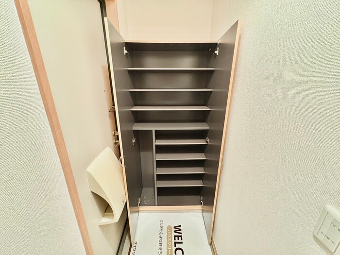物件内観写真20　(靴箱)