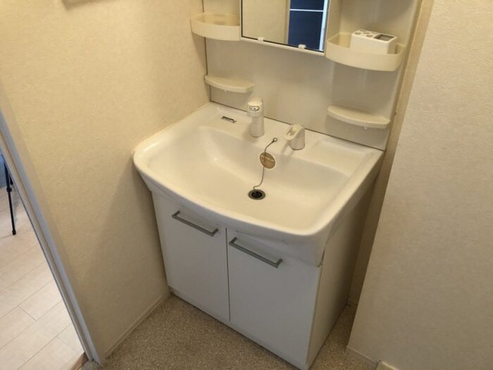 物件内観写真11　(洗面)