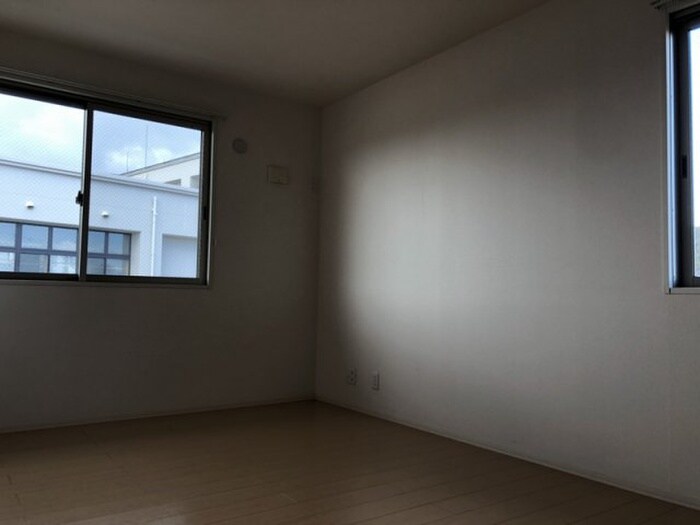 物件内観写真12　(居室)