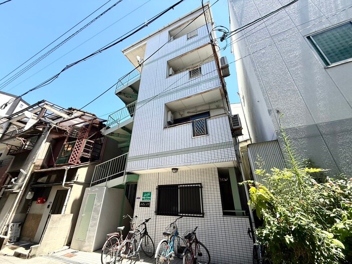 物件外観写真1　(外観写真)