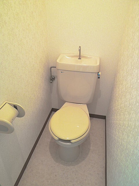 物件内観写真15　(トイレ)