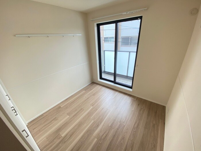 物件内観写真11　(居室)