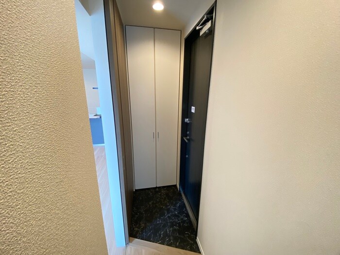 物件内観写真19　(玄関)