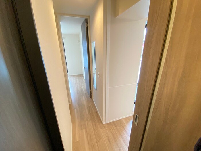 物件内観写真20　(廊下)