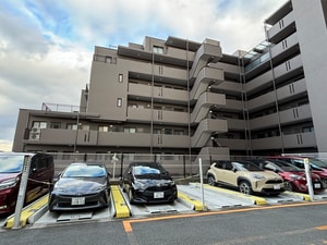 ｻﾝﾏﾝｼｮﾝｱﾄﾚ東向日(409)外観写真