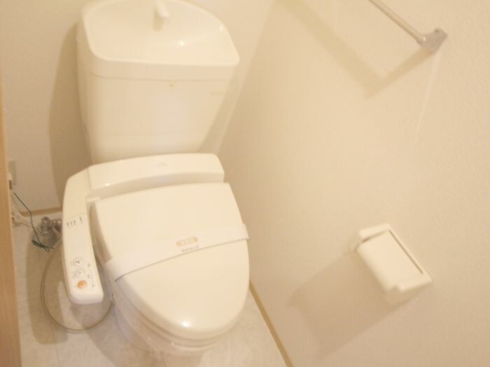 物件内観写真15　(トイレ)