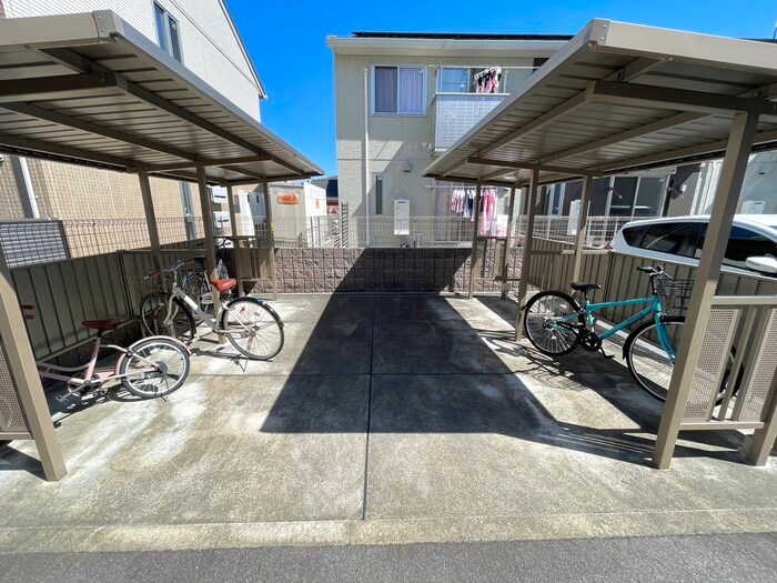 物件外観写真5　(建物設備)