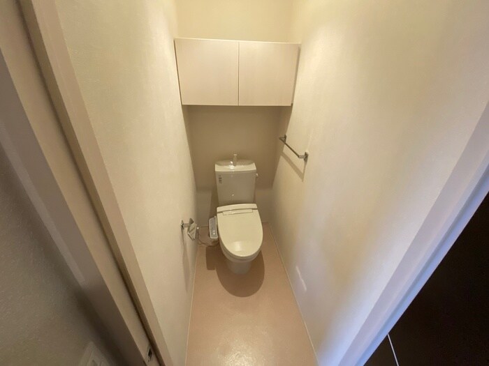物件内観写真14　(トイレ)
