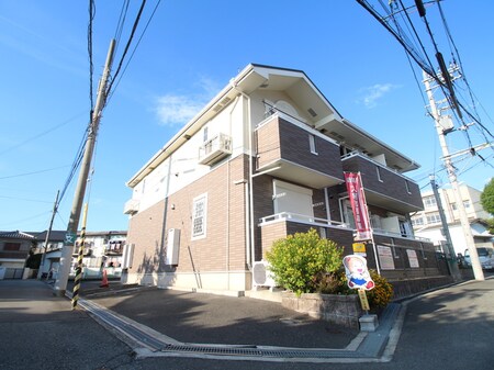 サニ－コ－ト外観写真