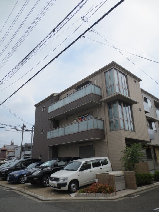 物件外観写真1　(外観写真)