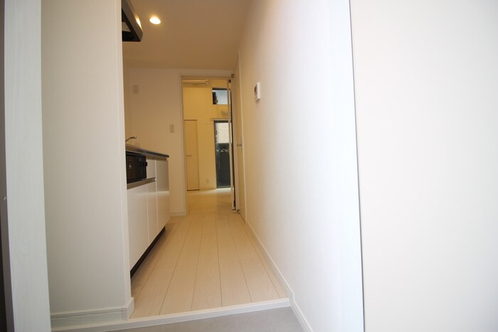物件内観写真6　(廊下)