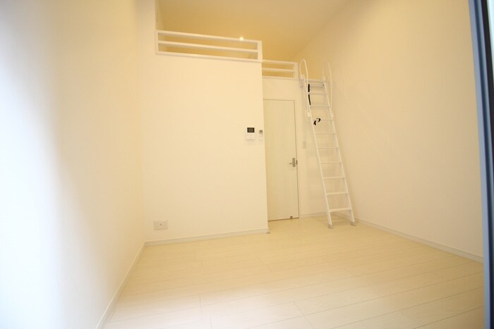 物件内観写真9　(居室)