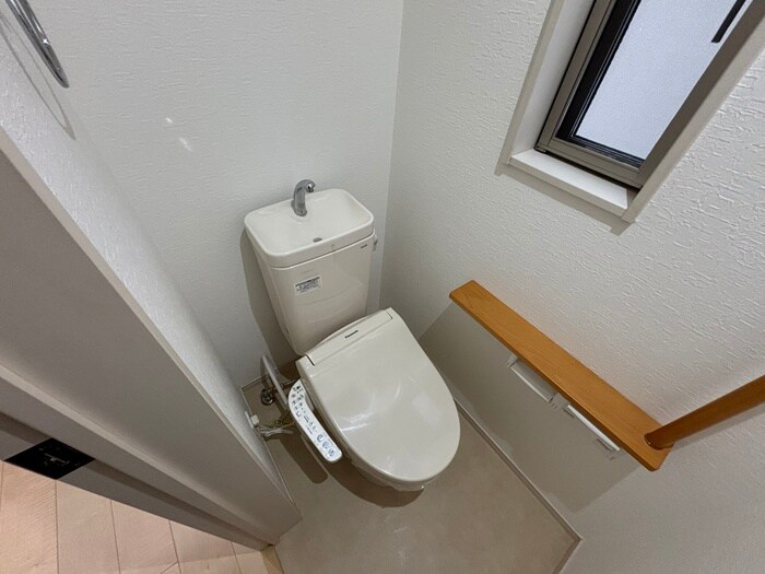 物件内観写真10　(トイレ)