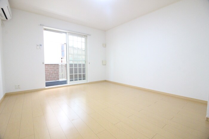 物件内観写真21　(居室)