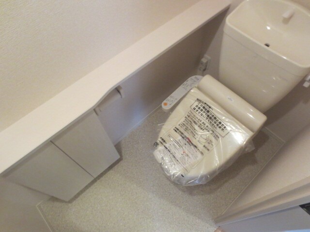 物件内観写真10　(トイレ)